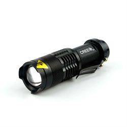 LINTERNA LED BOLSILLO TM 3W - CON ZOOM - METAL - RESIST AGUA - DISTAN 600m - 1 PILA AA (INCL)