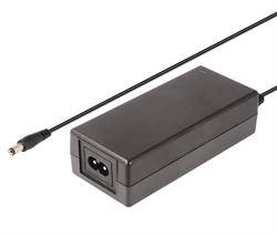ALIMENTADOR ELECTRONICO NIMO 15V - 4000mA - 60W  JACK HUECO 5.5X2.1mm