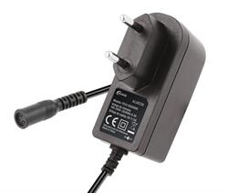 ALIMENTADOR ELECTRONICO NIMO 5V - 2A - 10W - INCL. 8 CLAVIJAS ADAPTADORAS